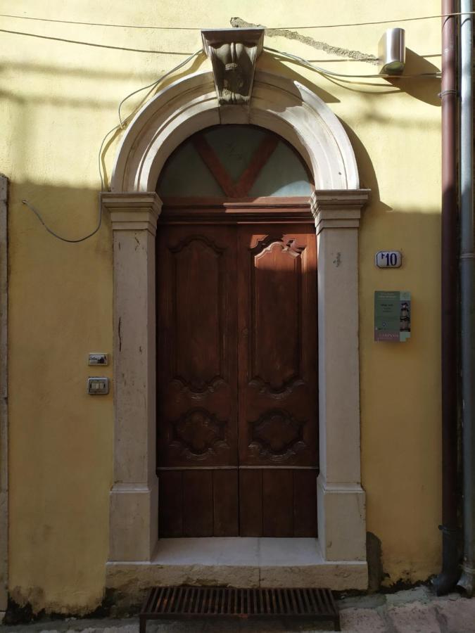 Stanze Don Gesualdo Alloggio Turistico Taurasi Εξωτερικό φωτογραφία